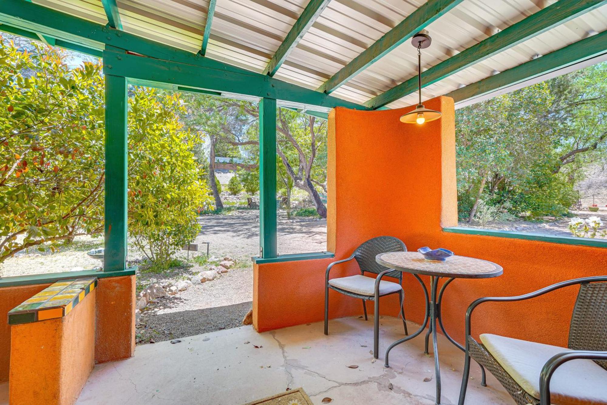 Appartement Casa Paloma 1 - Artsy With Hot Tub Access!