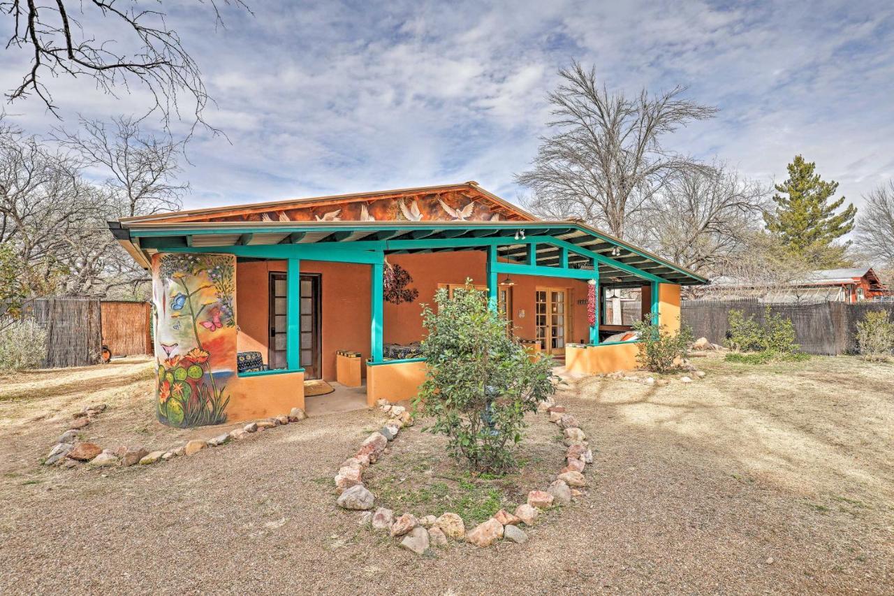Casa Paloma 1 - Artsy With Hot Tub Access!